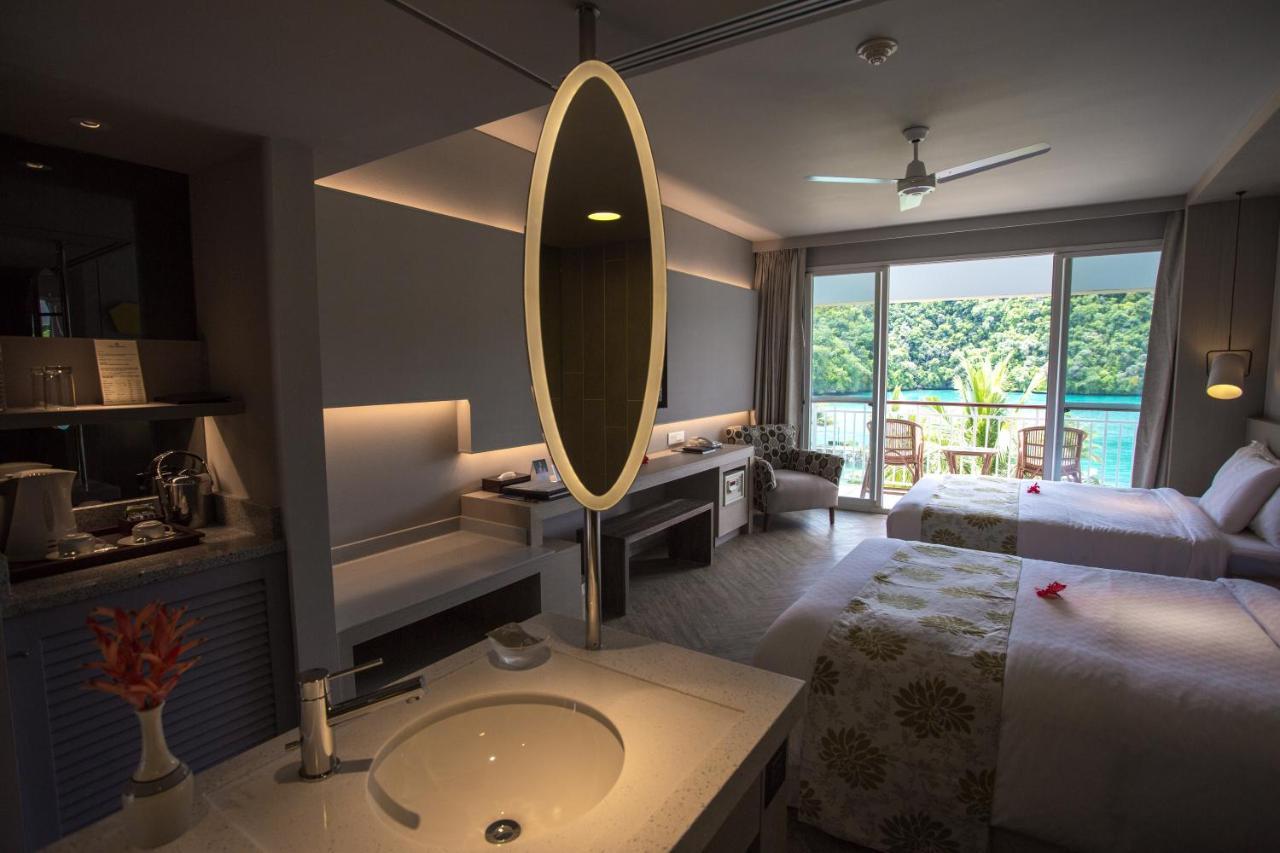 Palau Royal Resort Koror Exteriér fotografie