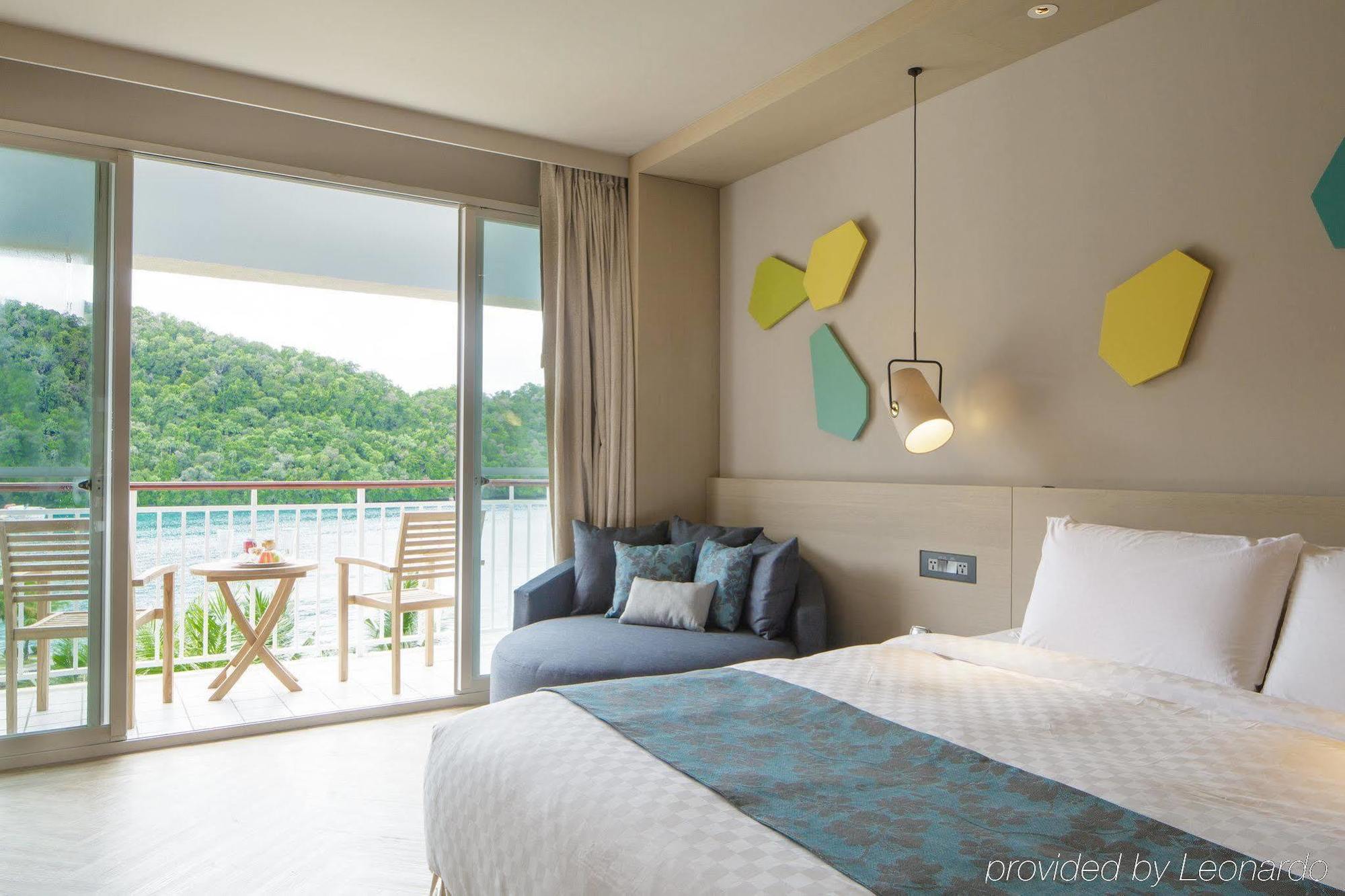 Palau Royal Resort Koror Exteriér fotografie